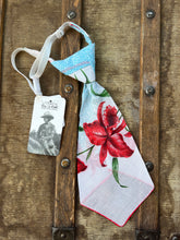 Peewee Tie- Red/White/Blue Flower