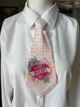 Peewee Tie- ‘Mom’