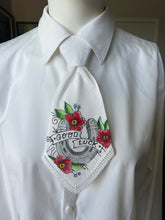 Peewee Tie- Handpainted ‘Good Luck’