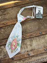 Peewee Tie- Cameo Floral