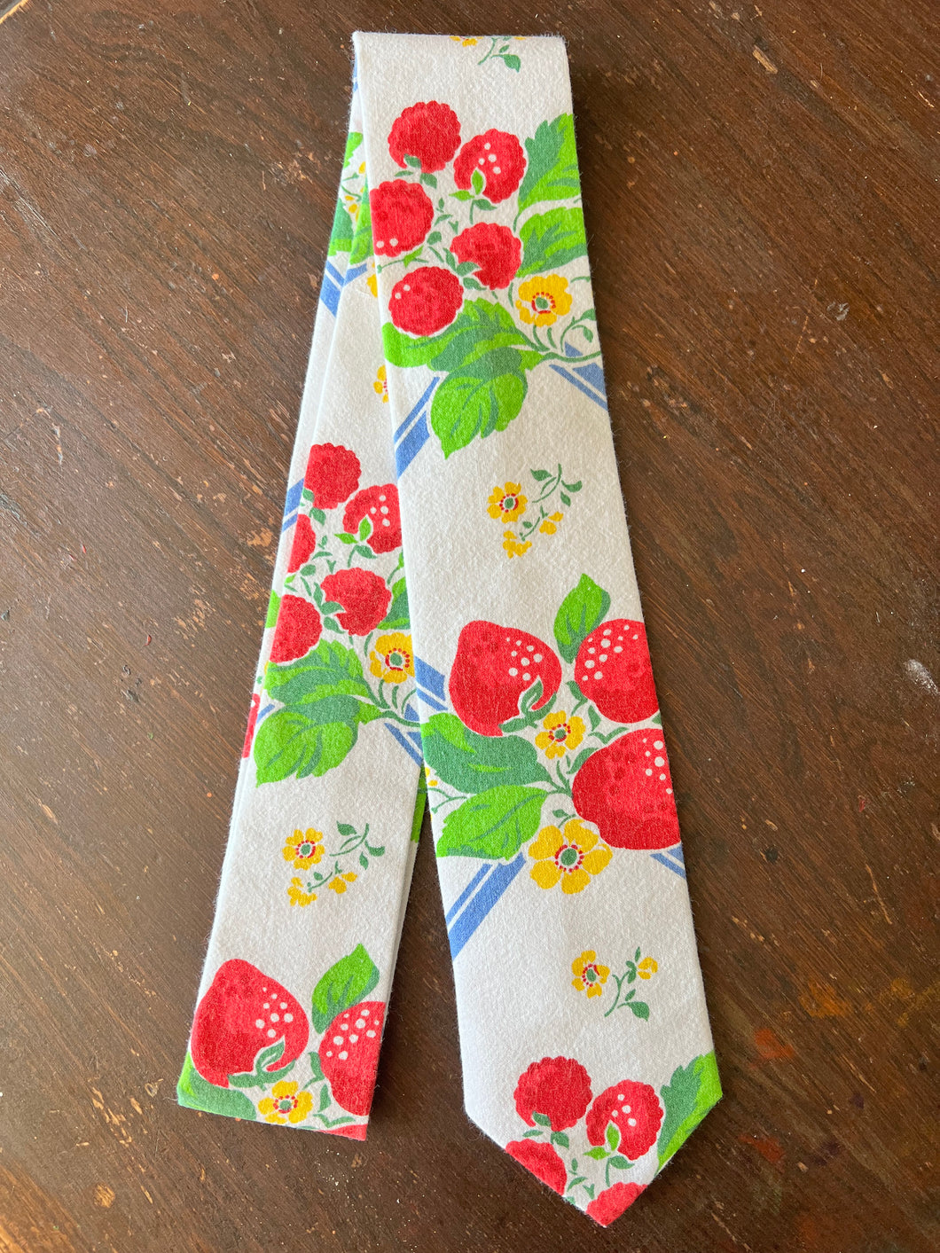 Adult Tie- 100% Cotton. Raspberries and Strawberries.